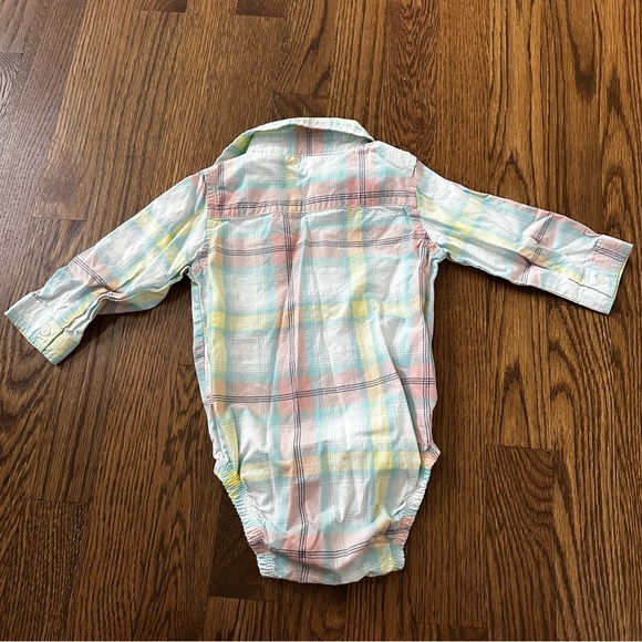 Carter’s plaid pastel outfit with bow tie, size 9M - Picture 6 of 8